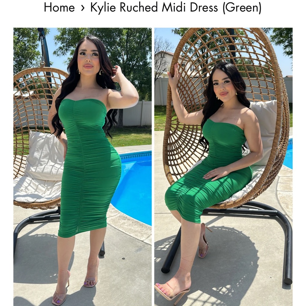 Medium dress
